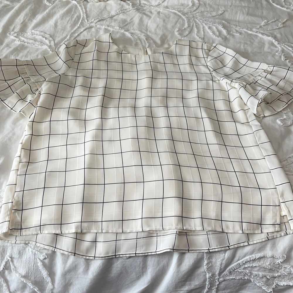 Loft flutter sleeve top